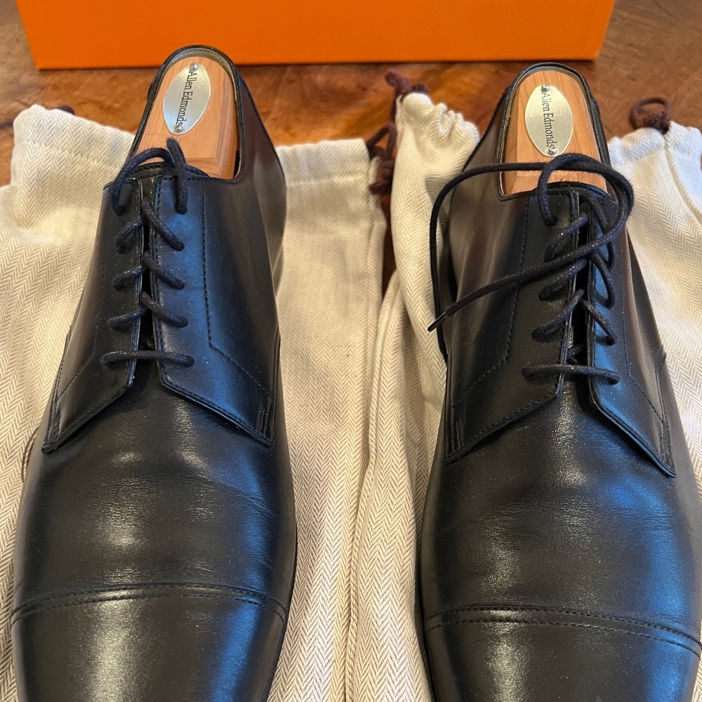 Hermes Men’s Derby Dress Shoes EU 42, Black